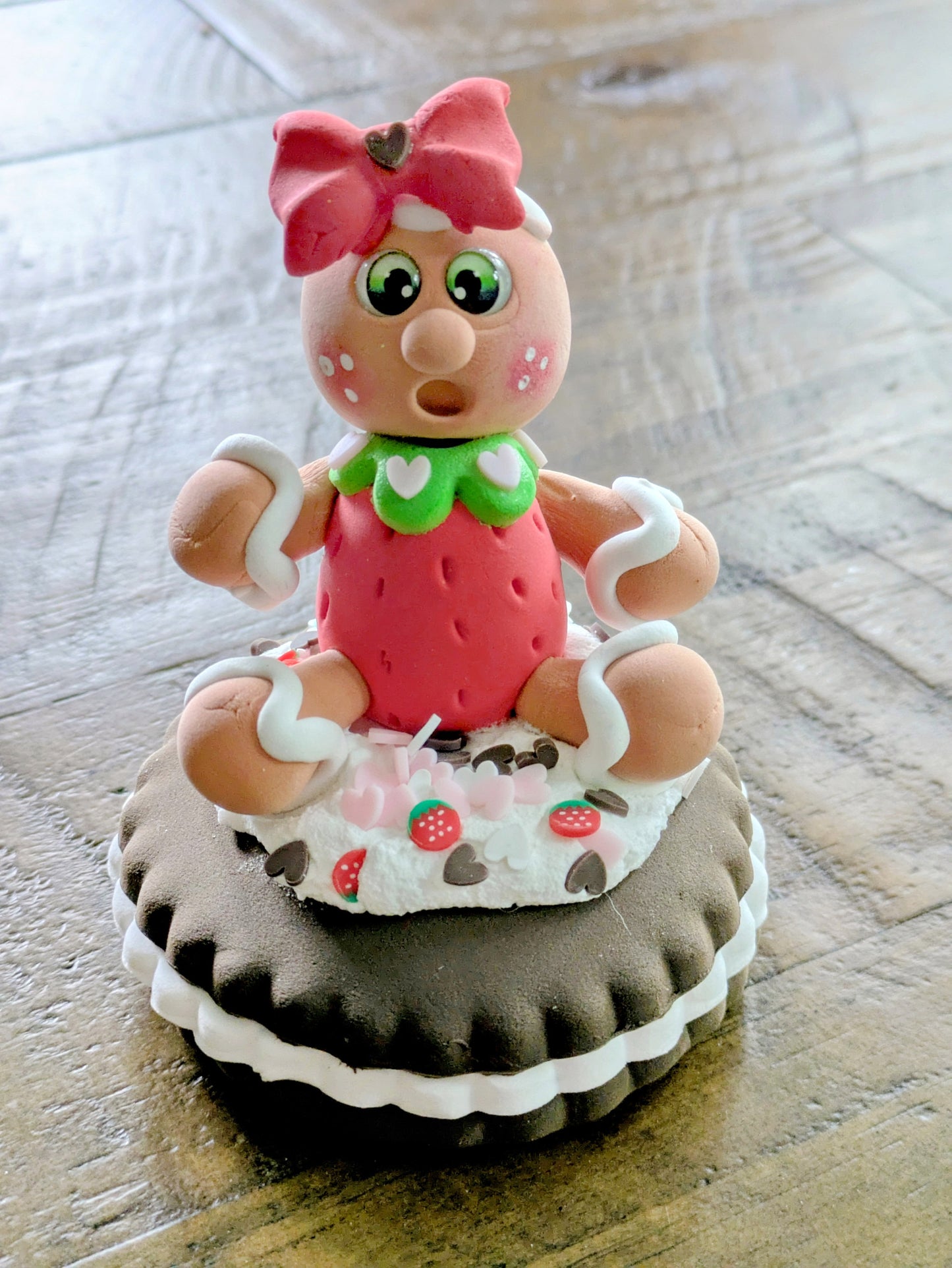 Strawberry Gingerbread On A Cookie
