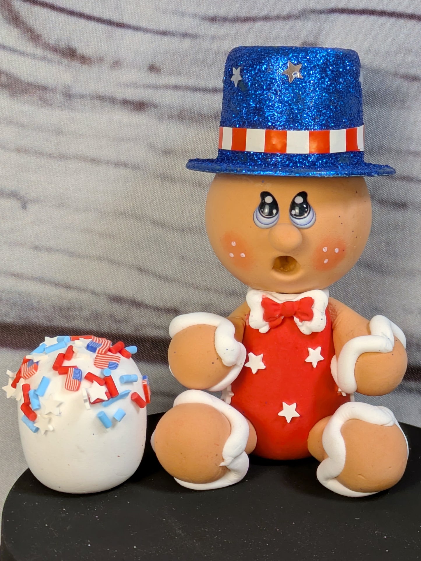 Fourth Of July Gingerbread Figure With Marshmallow